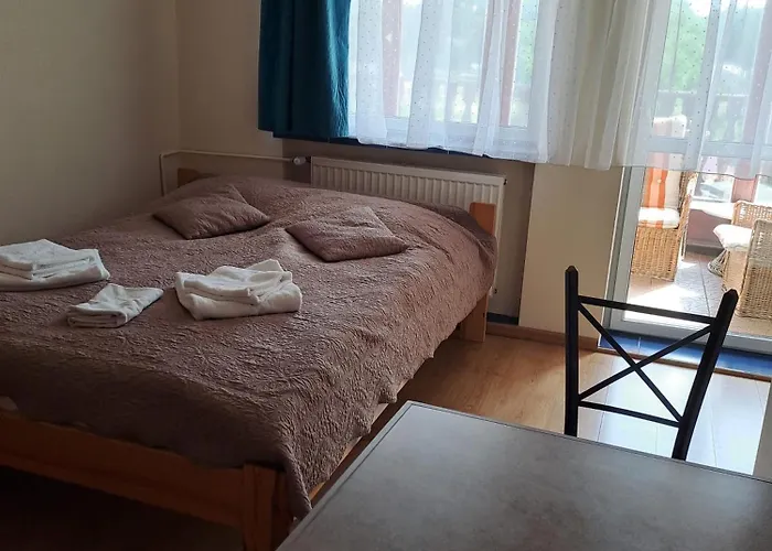 Akacjowy Bed & Breakfast